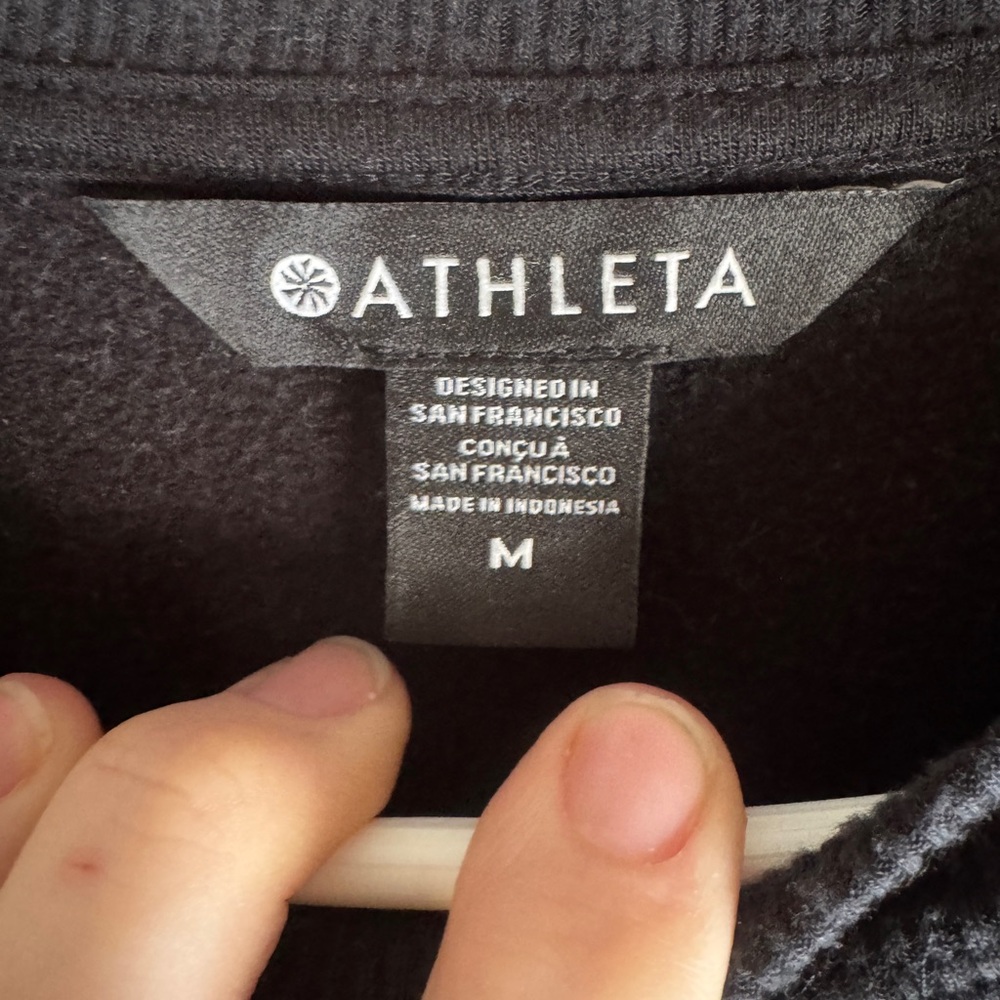 Athleta Black Cropped Sweatshirt Pullover | Size M | Soft Cozy - Picture 4 of 8